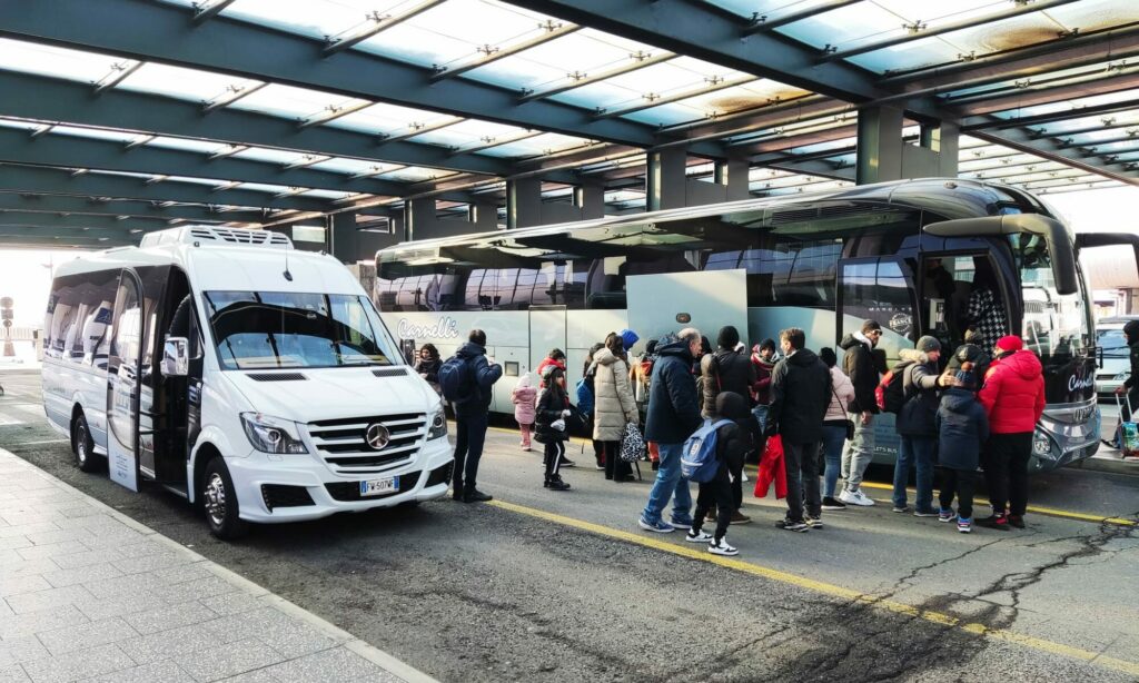 van NCC Milano transfer aeroporti